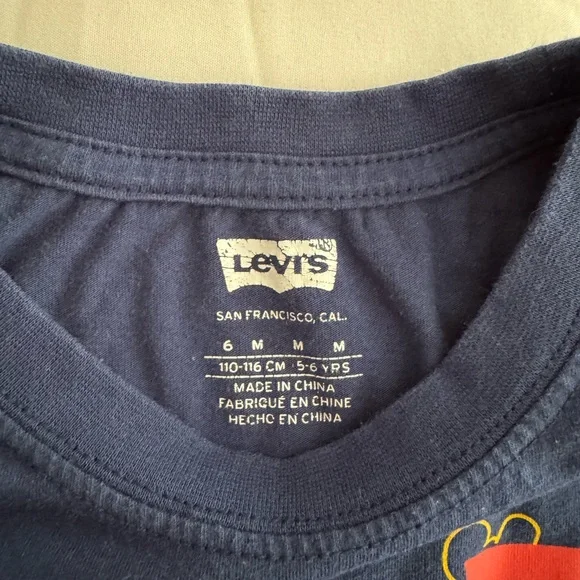 Levi's Blue and Red Graphic Tee Short Sleeve - Picture 3 of 3